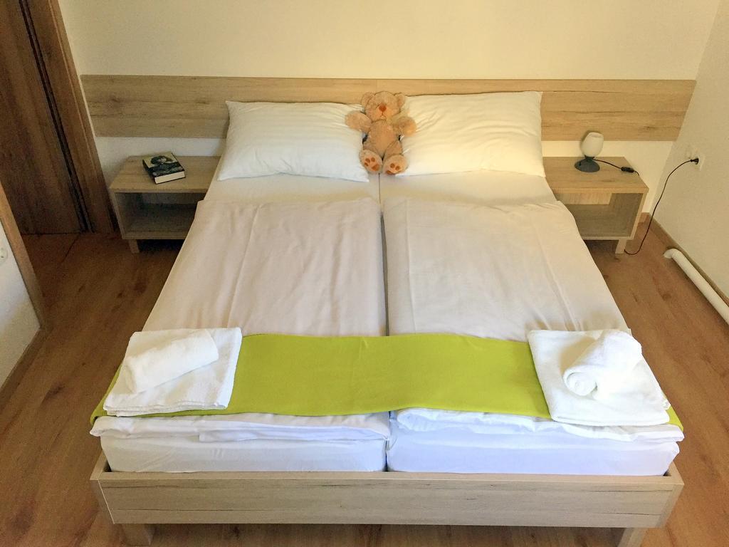 Apartmaji In Sobe Tina Краньска Гора Экстерьер фото