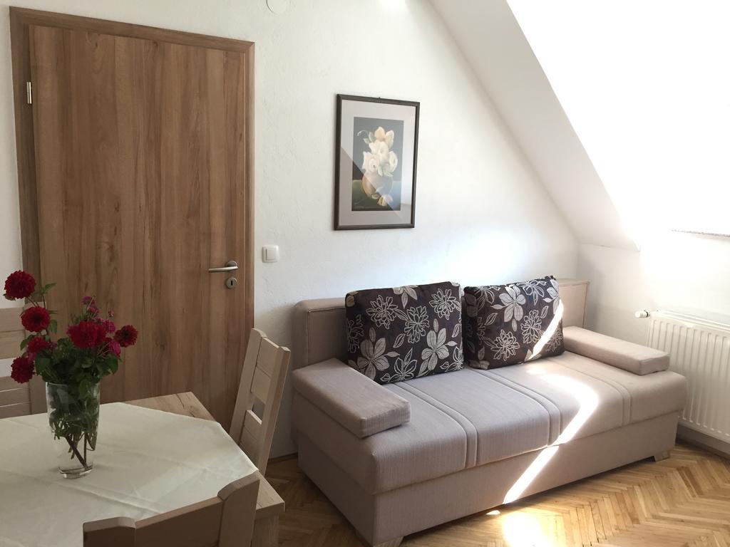 Apartmaji In Sobe Tina Краньска Гора Экстерьер фото