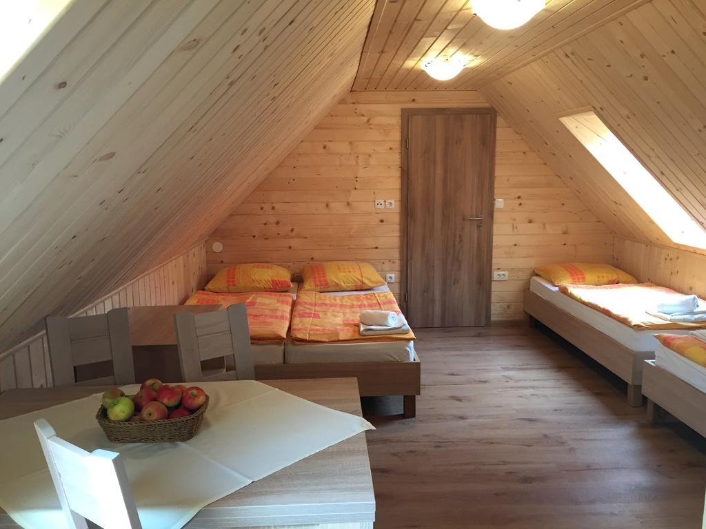 Apartmaji In Sobe Tina Краньска Гора Экстерьер фото